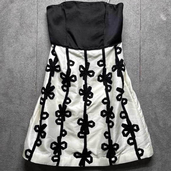 Lilly Pulitzer Black White Silk Strapless Cocktail Dress Women's 10 Bow Applique - Picture 1 of 11